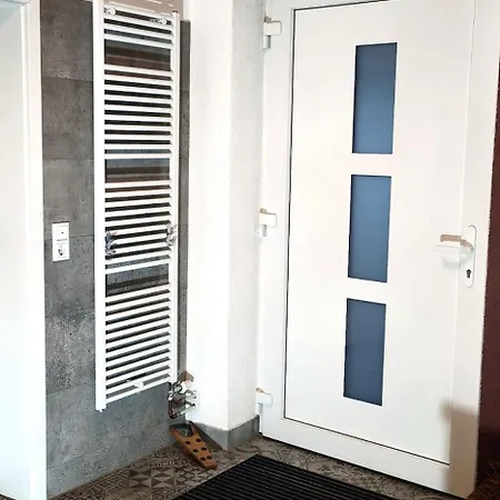 Ingrid - 65 Qm Zum Wohlfuehlen * Claußnitz